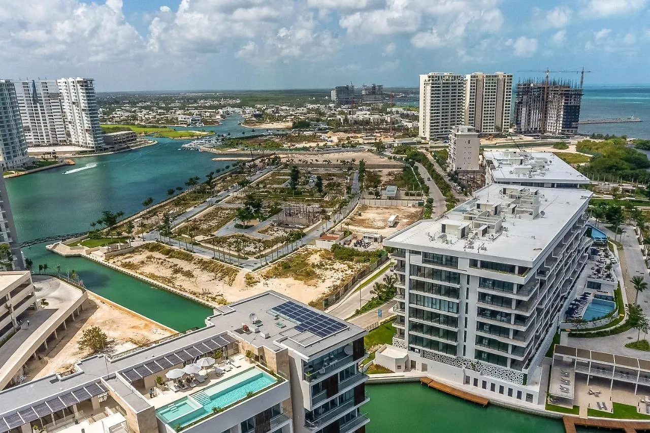 Apartment Condos @ Riva Cancun Mexico