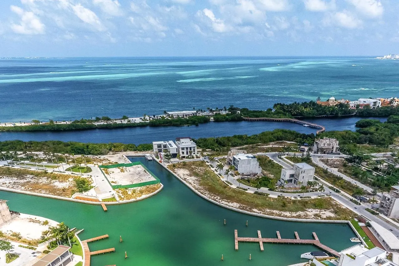 Apartment Condos @ Riva Cancun